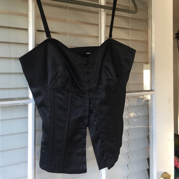 H&M Tops - Black bustier style top
